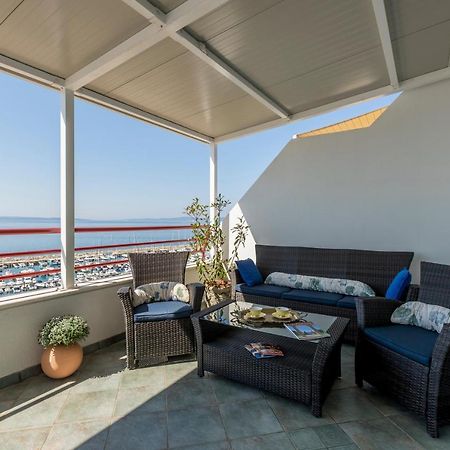 Seaside Penthouse With Hot Tub Sky Living Apartman Split Kültér fotó