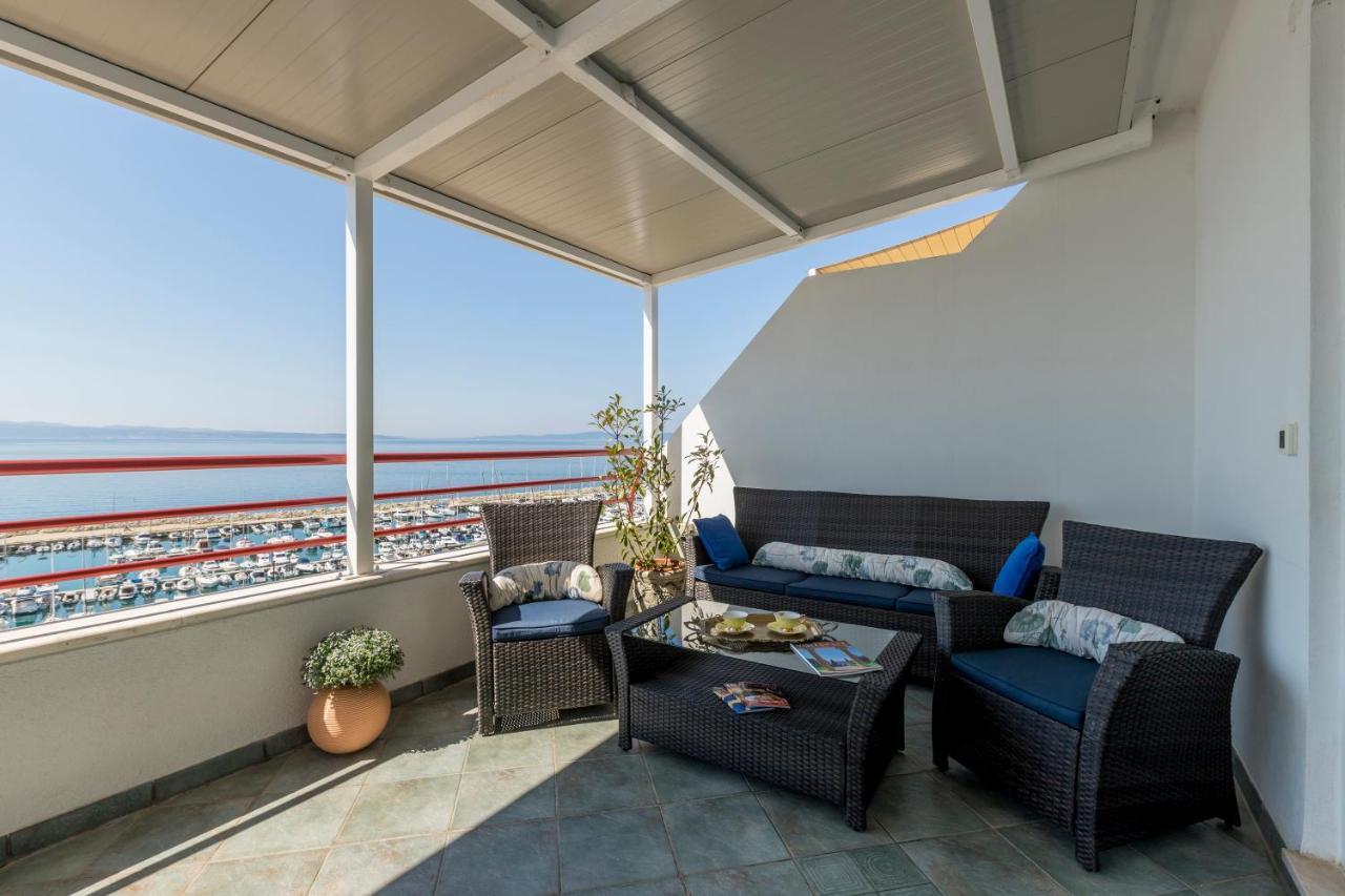 Seaside Penthouse With Hot Tub Sky Living Apartman Split Kültér fotó