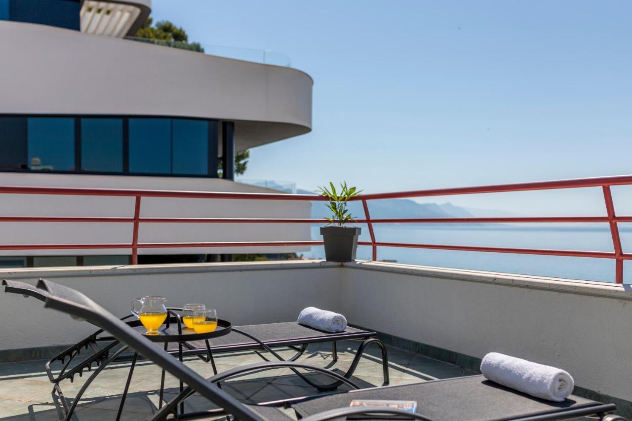 Seaside Penthouse With Hot Tub Sky Living Apartman Split Kültér fotó