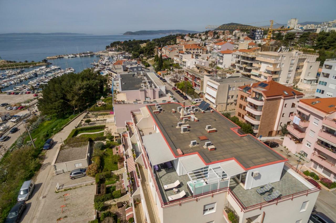 Seaside Penthouse With Hot Tub Sky Living Apartman Split Kültér fotó